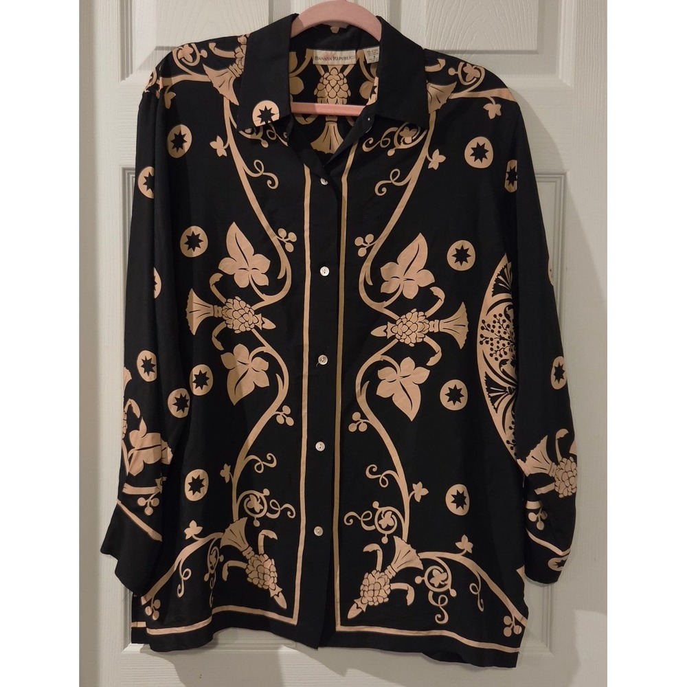 Vintage Banana Republic Silk Shirt Small Made Italy Baroque Medallion Blouse
